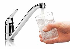 AQwaVit Water Vitaliser glas water vullen